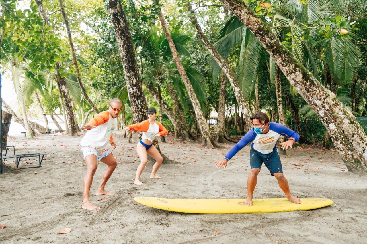 Igloo Beach Lodge Manuel Antonio Exterior photo