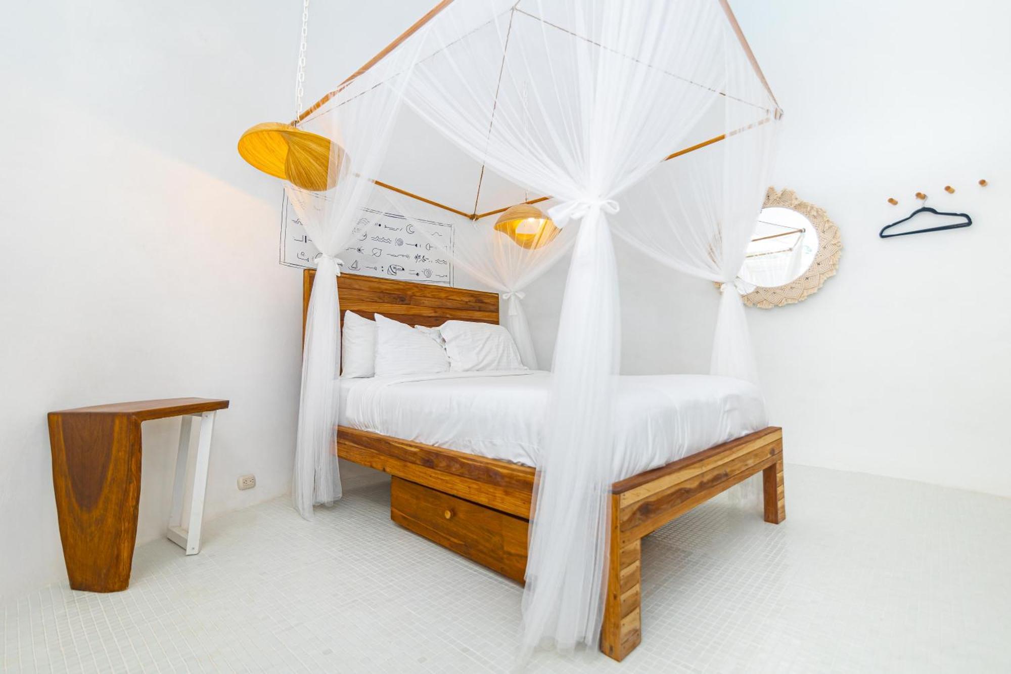 Igloo Beach Lodge Manuel Antonio Exterior photo
